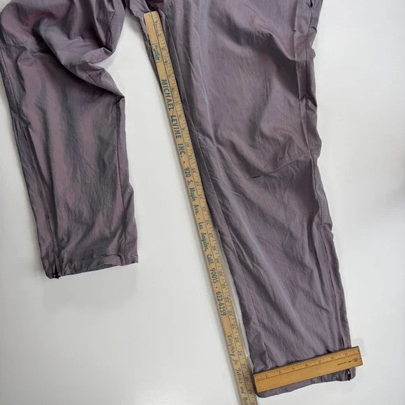 ON‎ CLOUD Tennis Court Pants Mesh Lined Mens Medium Two-Tone Purple Zip Up Cuff